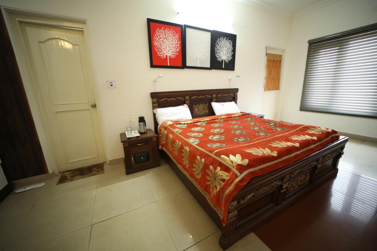 Chamba  Tehri Club And Resort מראה חיצוני תמונה