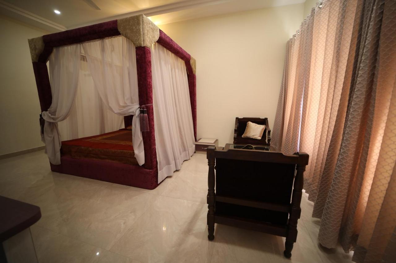 Chamba  Tehri Club And Resort מראה חיצוני תמונה